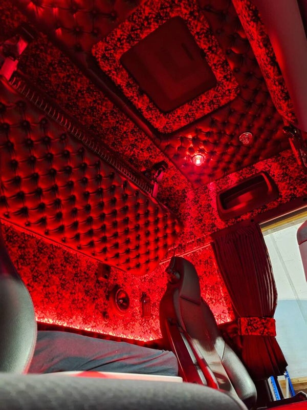 Bedplaat Scania R2 en Streamline