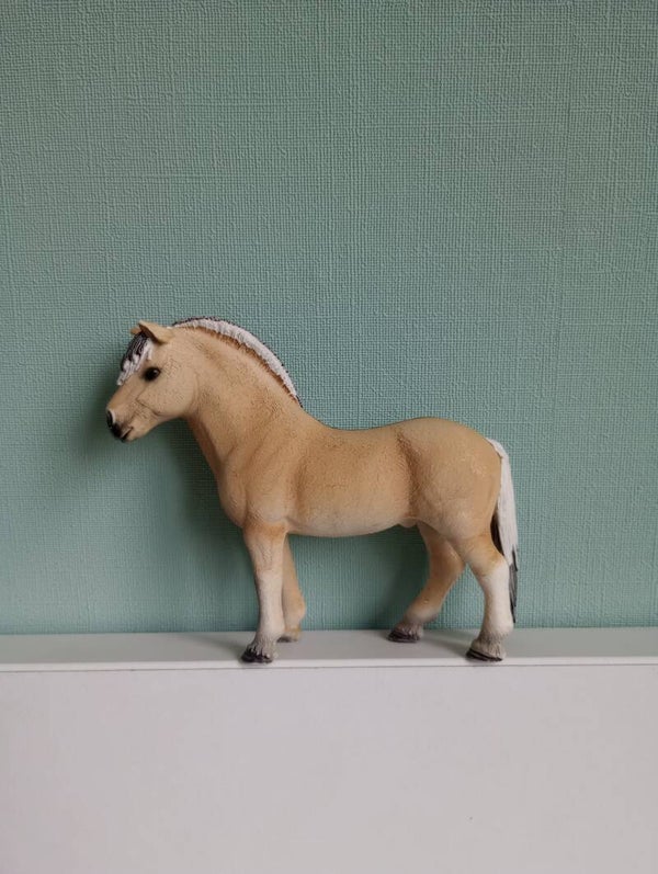 Schleich Fjord hengst 13753