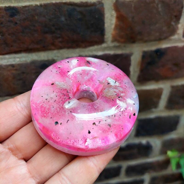 Donut amethist, rozenkwarts, bergkristal, gele mica