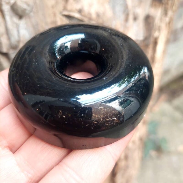 Donut zwarte toermalijn, shungiet