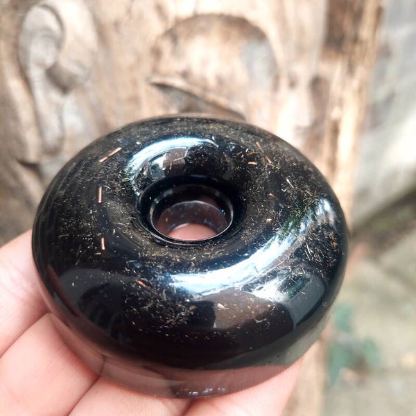 Donut zwarte toermalijn, shungiet
