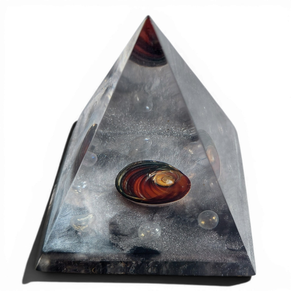 piramide shiva eye, engelenkwarts