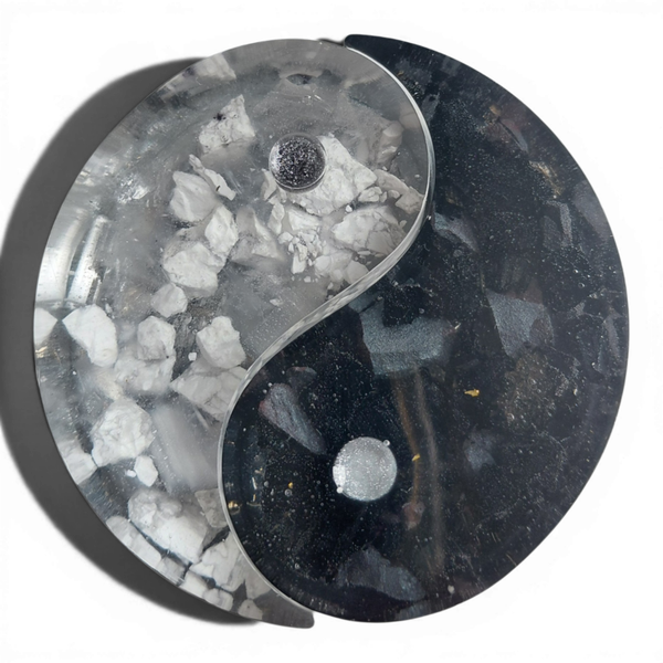 Yin yang hematiet, zwarte toermalijn, howliet, seleniet