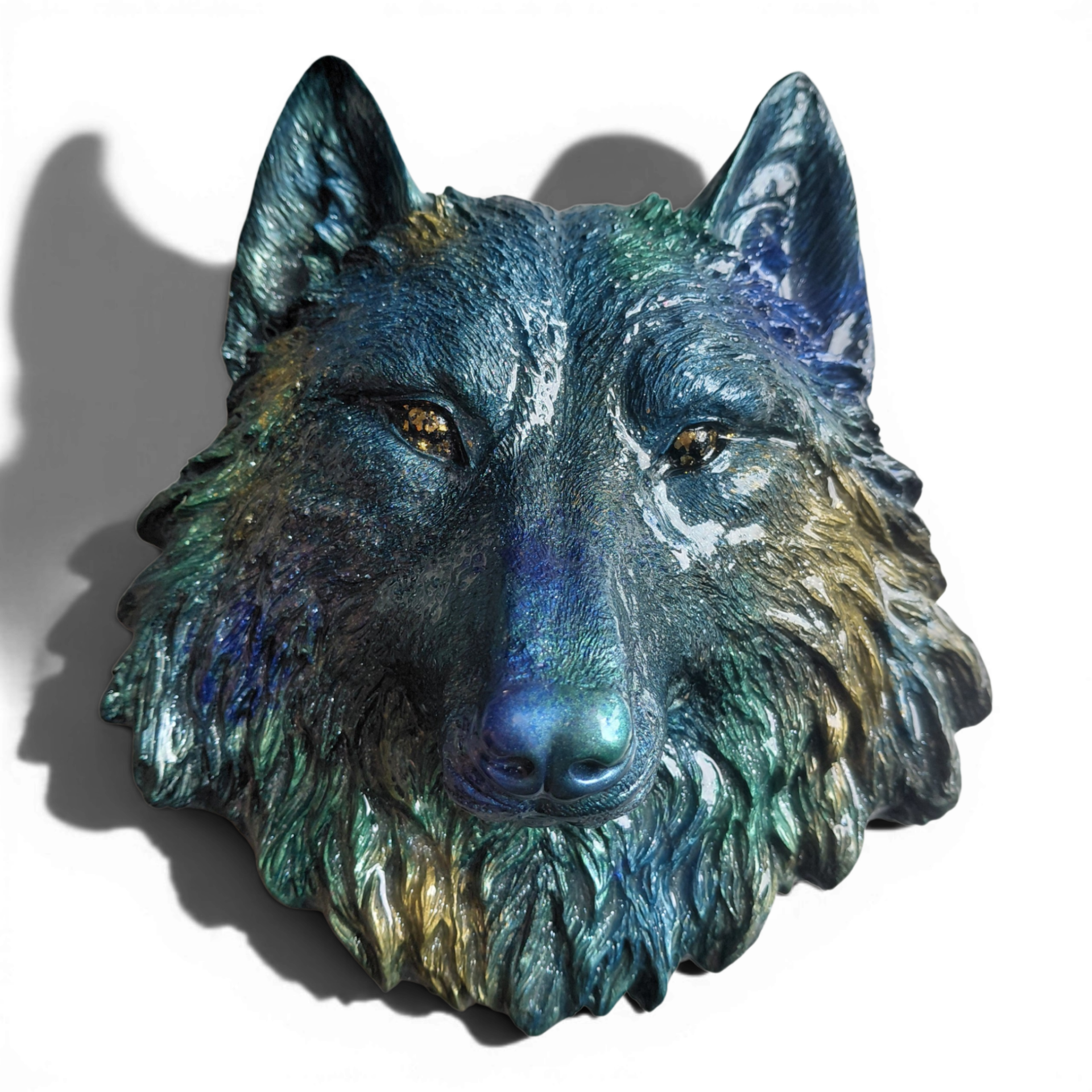 Wolf apofyliet, pyriet, versteend hout