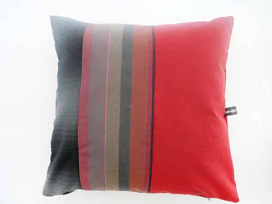 Kussen 0426 rood/zwart, 60x60cm