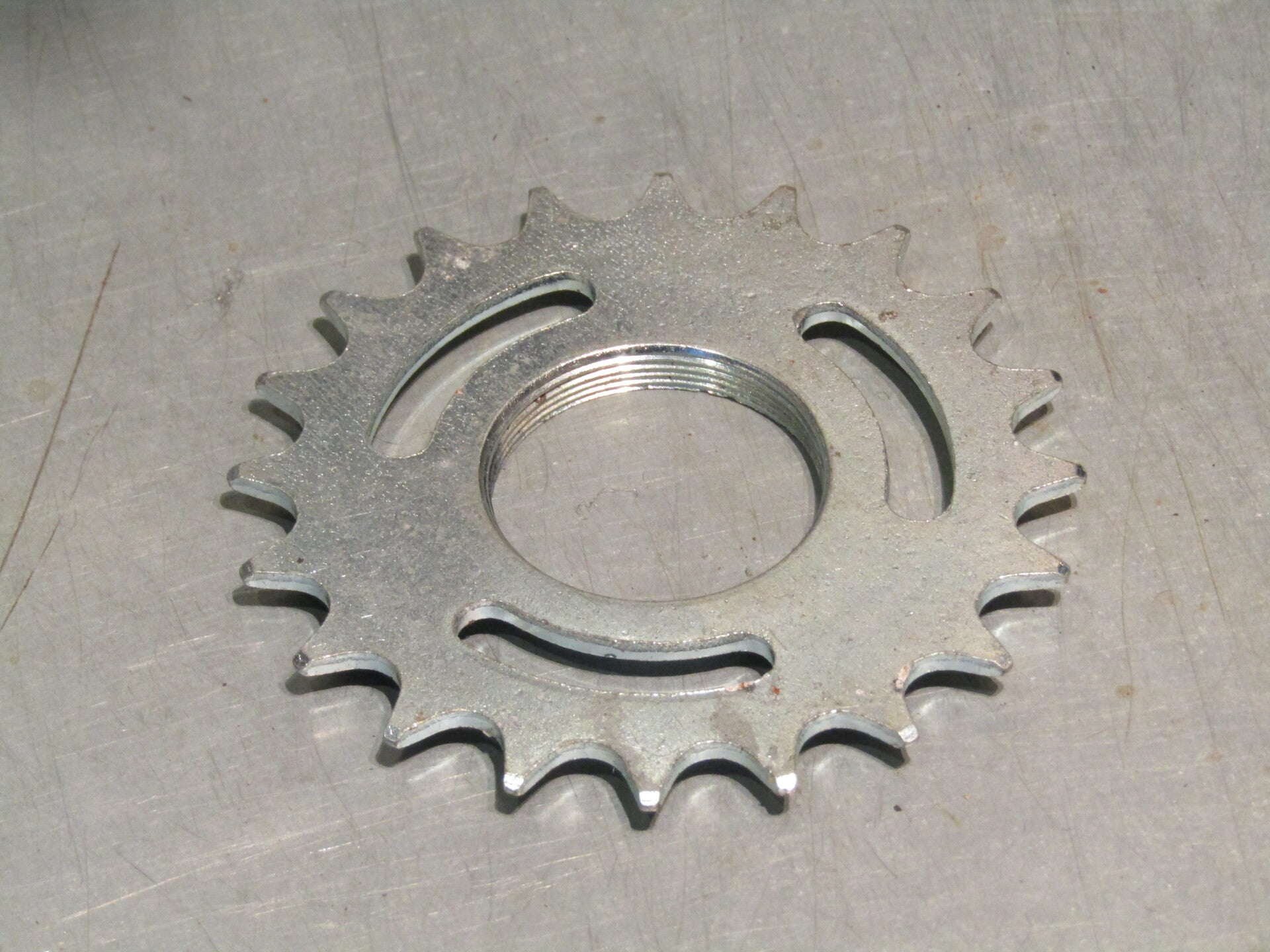 MAILLARD Type Vintage 70's/80's 20t Single speed cog NOS! 0000 06/08/24