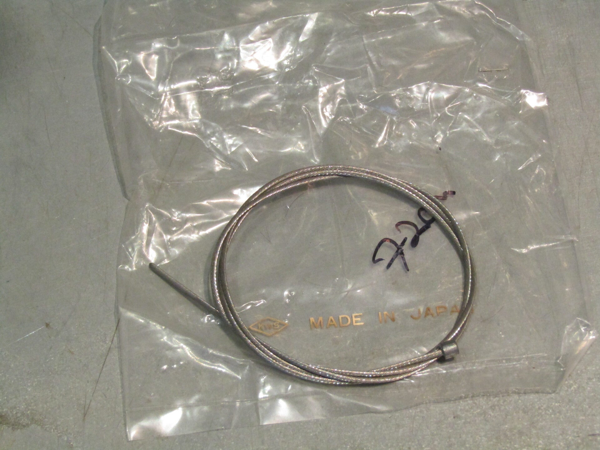 SHIMANO TYPE < KWS > Vintage 70's FRONT Down tube gear cable MADE IN JAPAN NOS! BXCC0012 0072 08/20/24