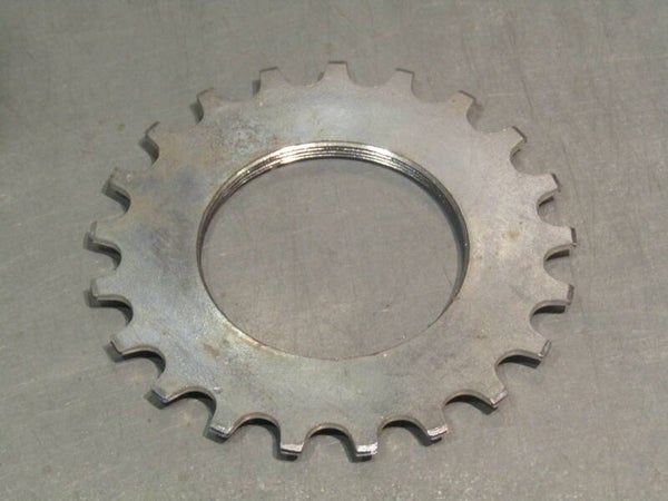 MAILLARD COMPACT Vintage 70's/80's 21t MIDDLE Threaded 2nd position freewheel cog NOS! BXCC0017 7766 09/15/24