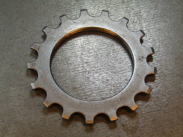 REGINA EXTRA Vintage 70's/80's CX 17t ( B 3 ) Freewheel cog NOS with some minor shelf wear 0000 02/25/25