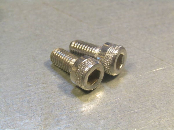 WATER BOTTLE Mounting 5mm recessed cap screws 2X NOS! GT003 001-009-04 03/13/25