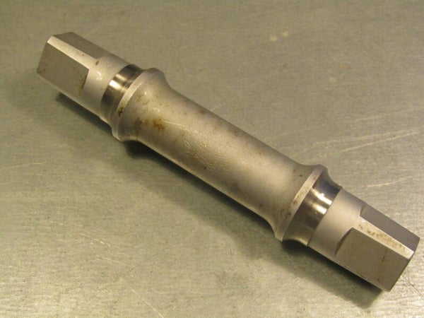 SR ROYAL Vintage 70's TRACK Spindle T - 68 - S / 107mm 2nd hand Condition will be very good GT003 001-005-04 03/15/25