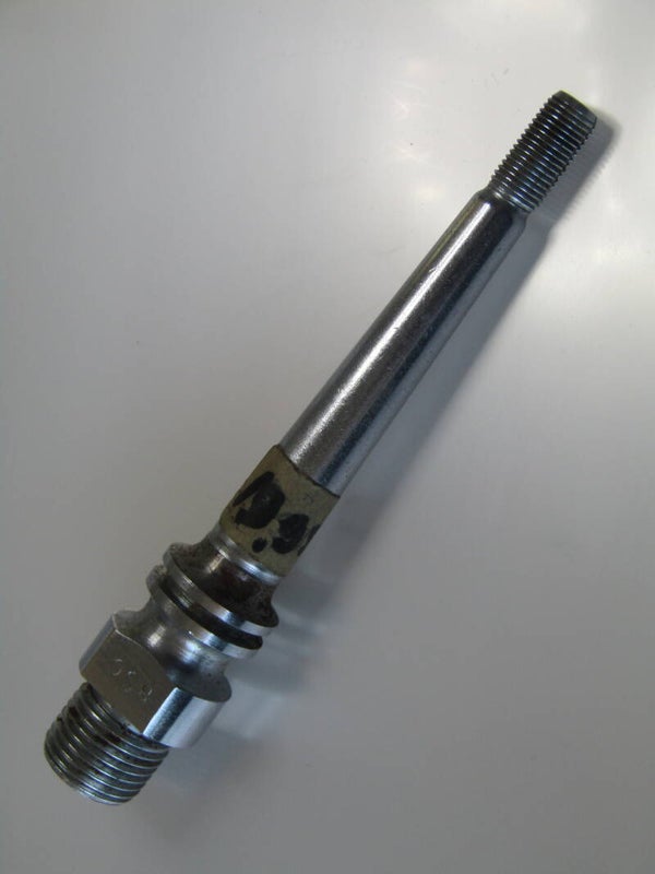 ZEUS Vintage 70's/80's GRAN SPORT ( BSC D ) Right side ENGLISH Thread PEDAL Spindle NOS! GT003 001-003-02 04/02/25
