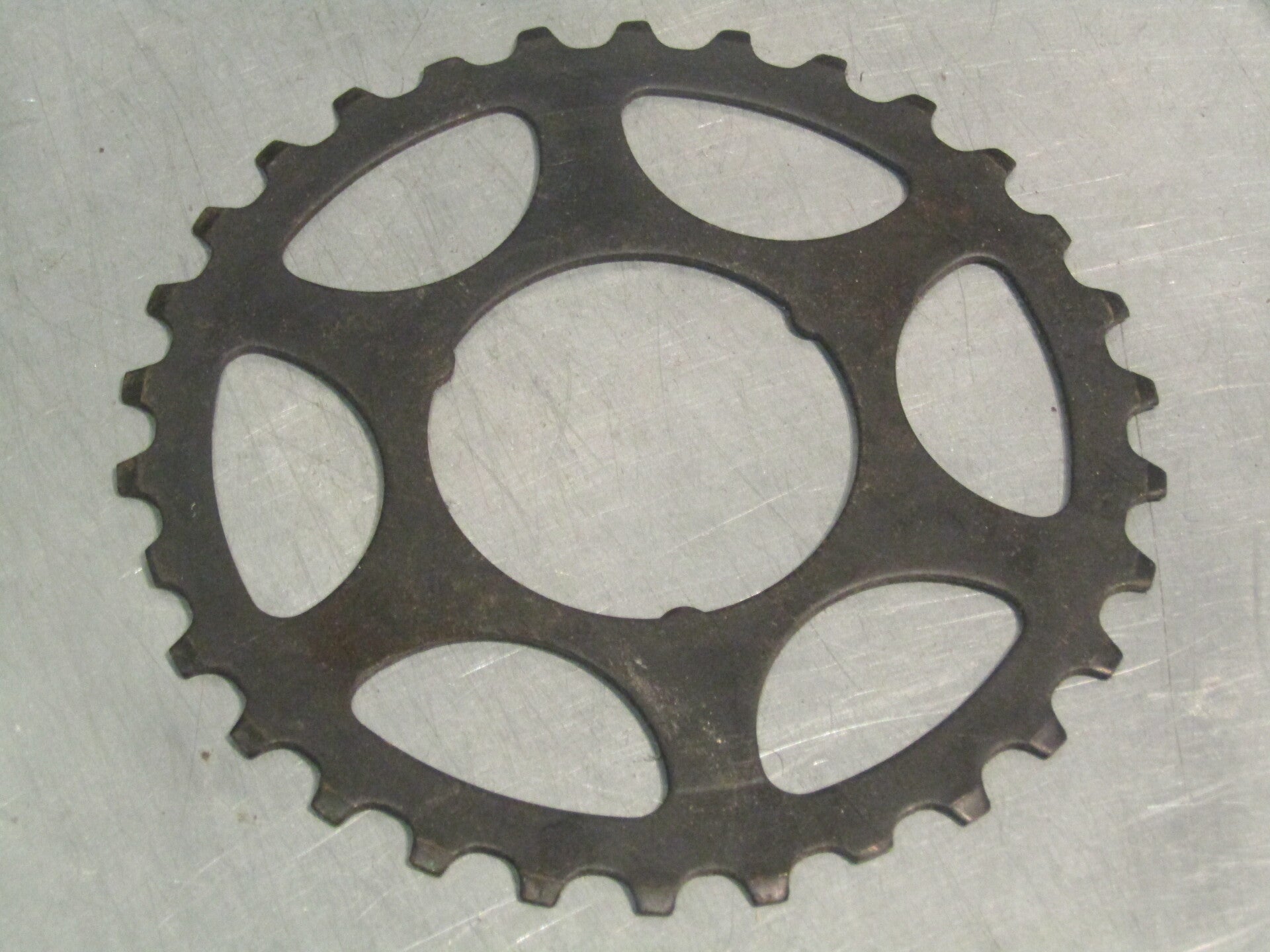 SHIMANO Vintage 70's 30t LAST POSITION ( W-CUT ) Freewheel cog NOS! BXCC0060 4040 08/20/25