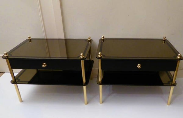 ECHTES KRISTALL SPIEGELGLAS PARSOL HUWA-SPIEGEL MIRRORED & BRASS SIDE TABLES