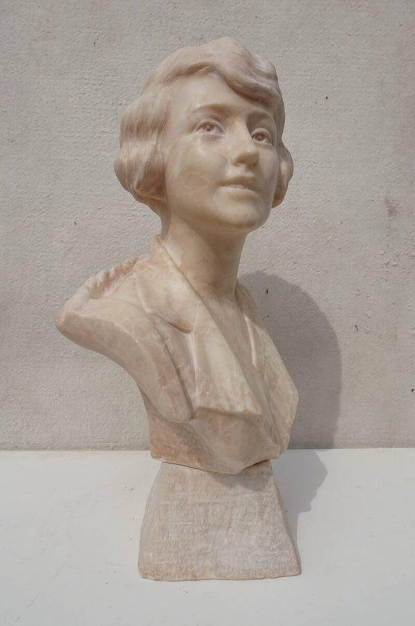 LARGE ART DECO CARVED ITALIAN ALABASTER BUST OF WOMAN
