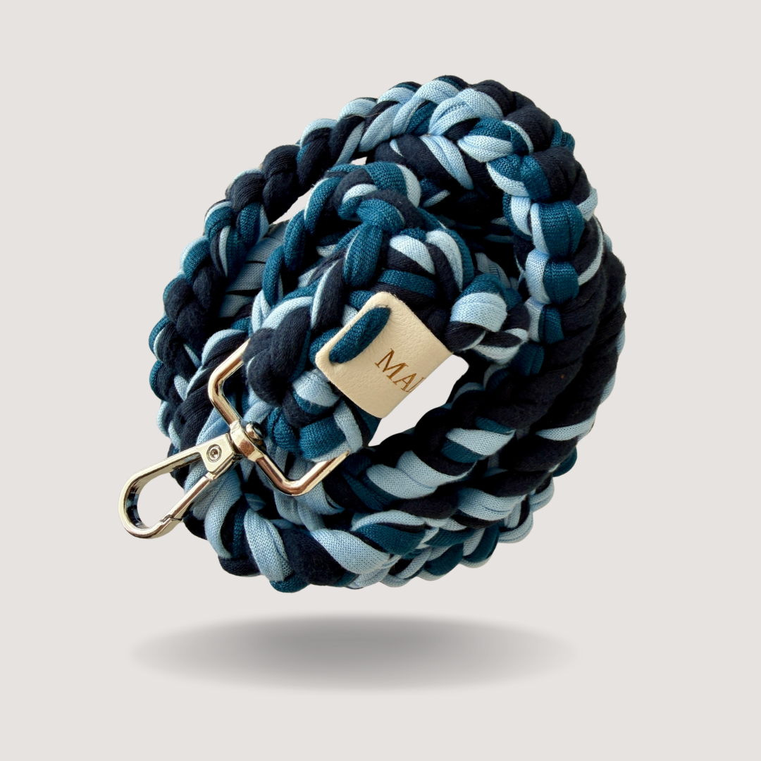 Bleu intense
