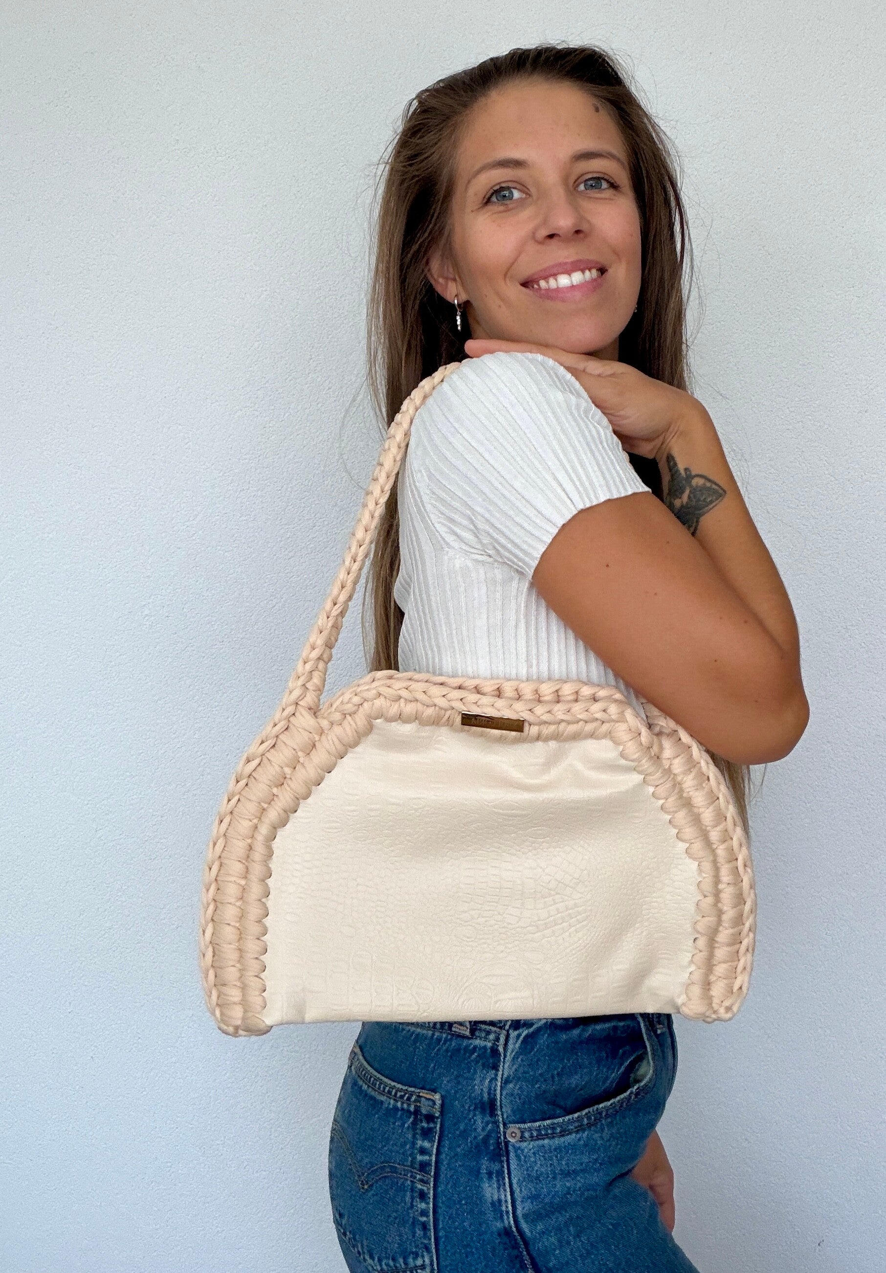 Anora Beige