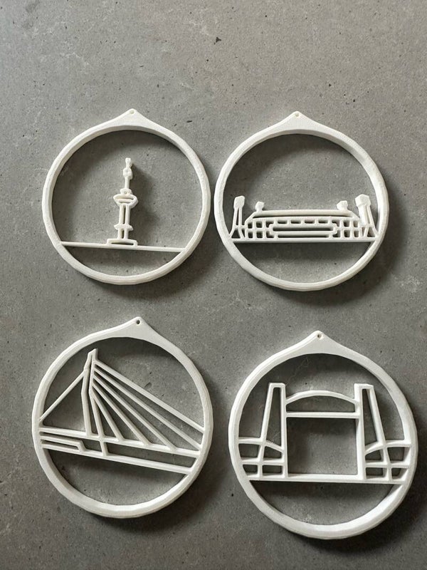 Rotterdamse Kerstballen – 3D-geprinte Skyline Editie (4 stuks)