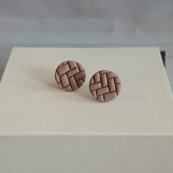 Ohrstecker braun | Flechtmuster