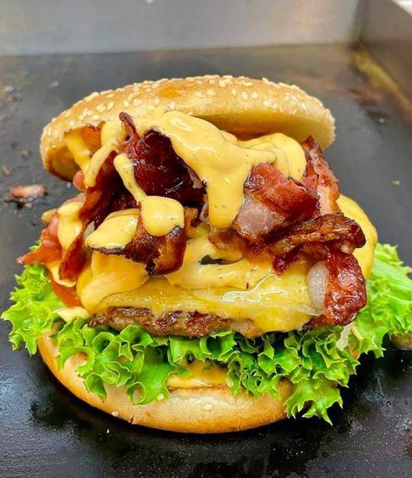 Cheese & Bacon Burger