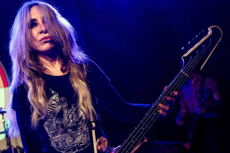 Gail Greenwood Gravebasse photo DR