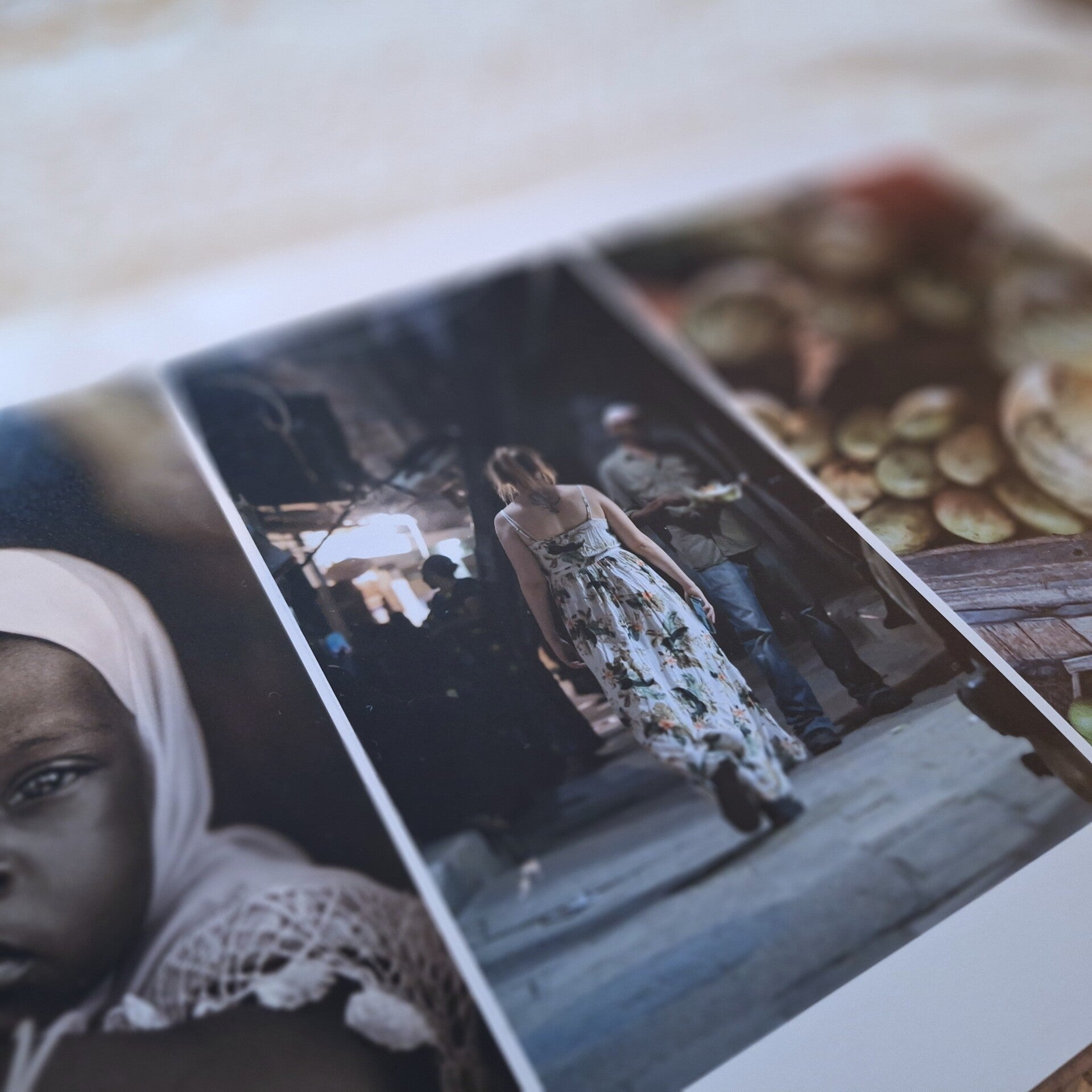 Reisfotoboek met vlakliggende pagina's