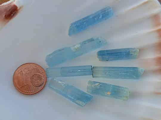 7 Aquamarin Kristalle, ges. 9,0 g