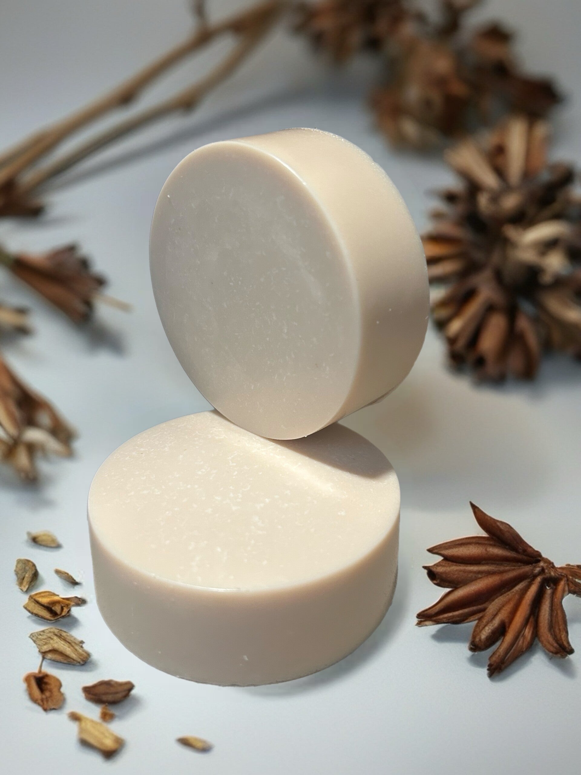 Men & Women’s/Well Groomed/Shave Puck