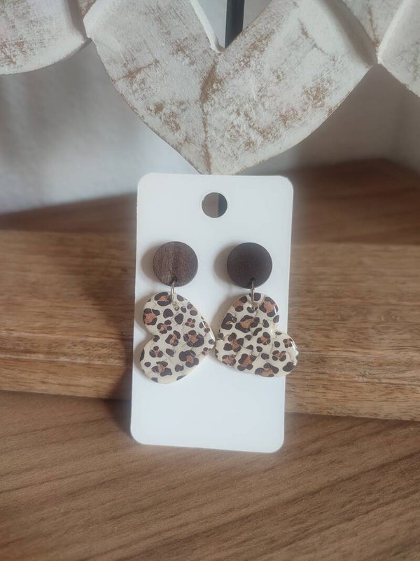Corazones leopardo
