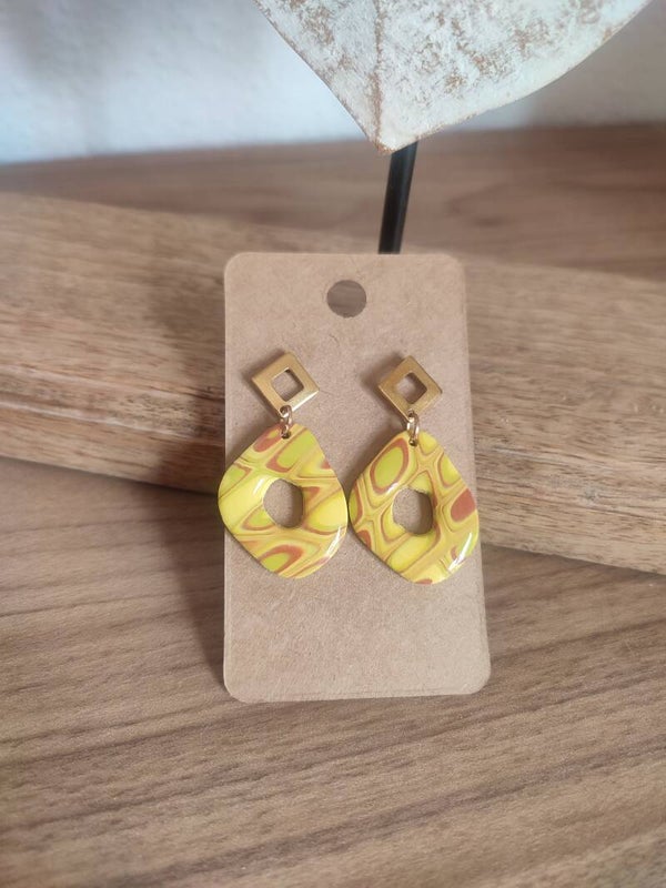 Pendientes retro