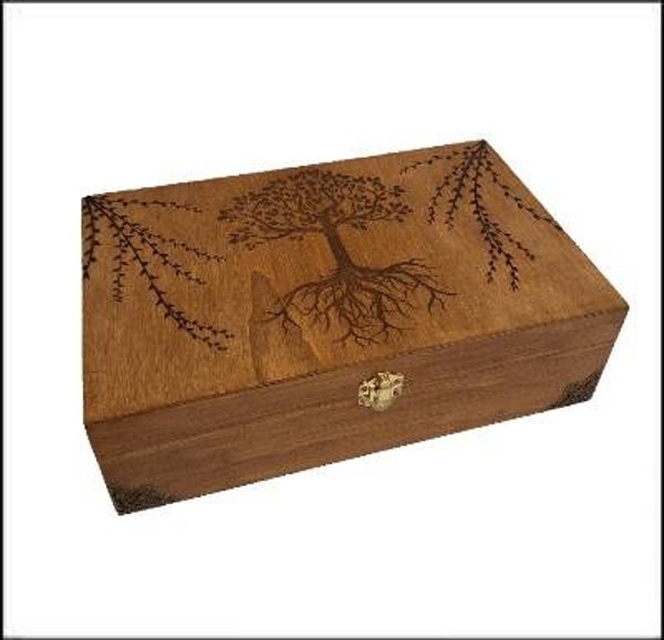 Grande boite gravée d'un Arbre de vie celtique branches à feuilles thé huile essentielle bijoux pierre cristaux