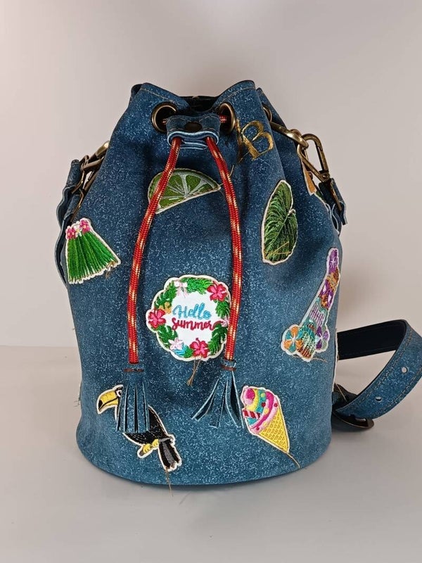 Bucket Denim zurabia