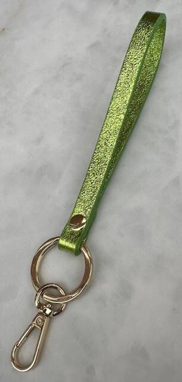 Sleutelhanger metallic appelgroen