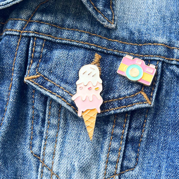 Pin Broche Fotocamera - roze geel, turquoise