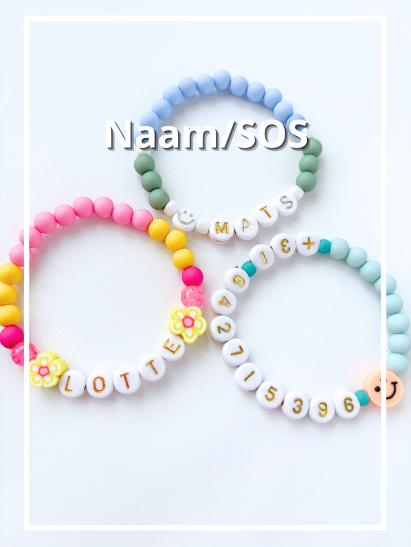 Handgemaakte kralenarmbanden voor kinderen – met naam  of telefoonnummer, praktisch en persoonlijk.
