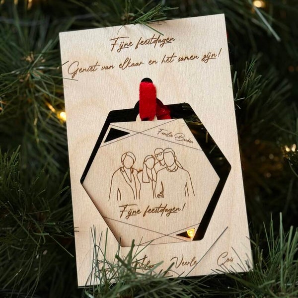 Kerstkaart Met Silhouet Ornament