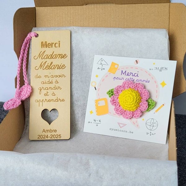 Box cadeau fin d'année - 12€ - marque-page et aimant (ou porte-clés)