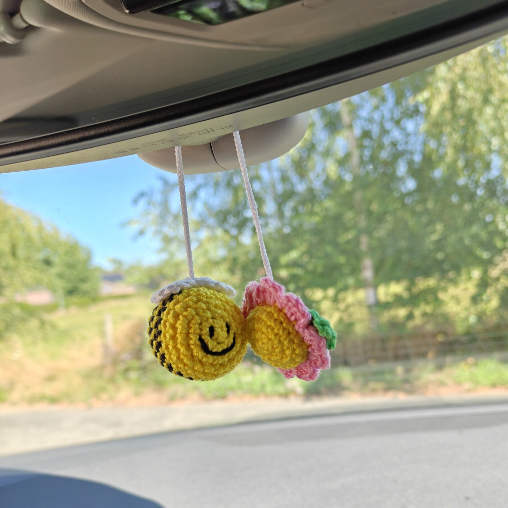 Suspension de rétroviseur - abeille et fleur (petit)