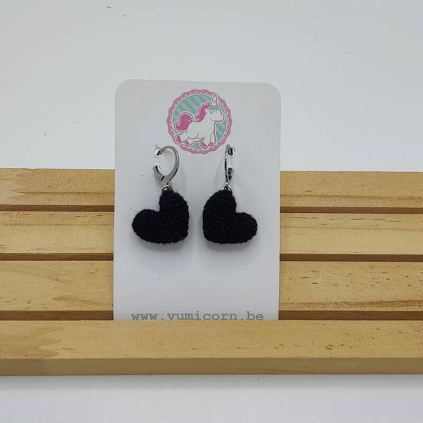 Boucles d'oreilles coeur noir