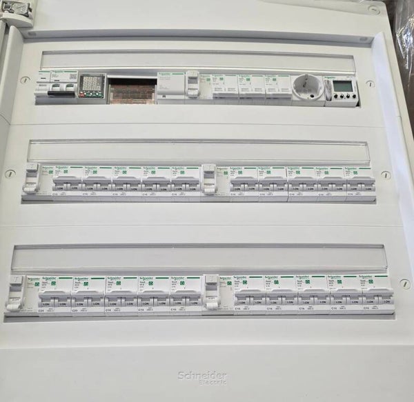 Cuadro Eléctrico a Medida con Protecciones Schneider Electric
