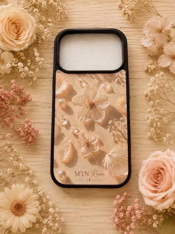Coque perle florale