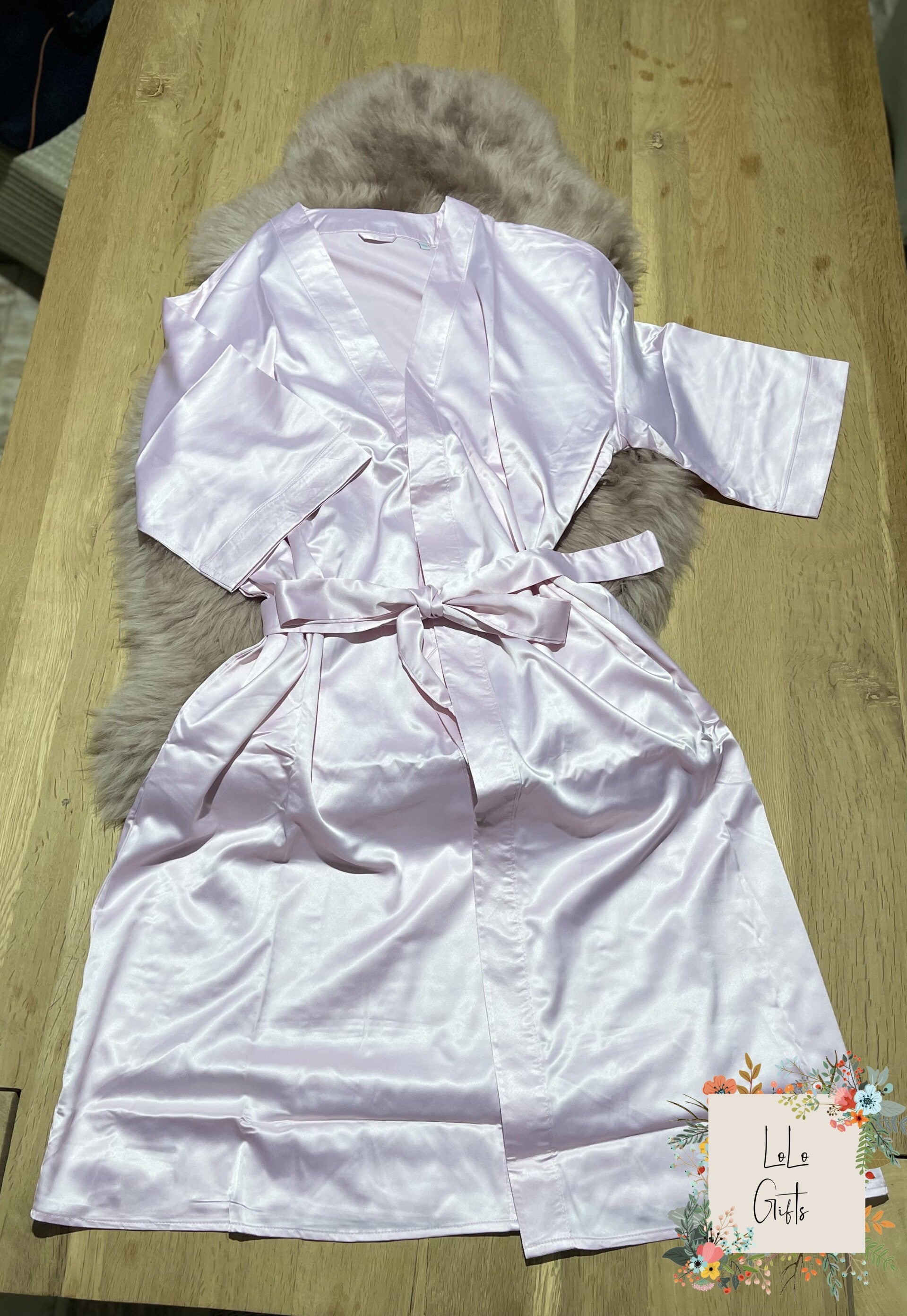 Gepersonaliseerde satijnen kimono