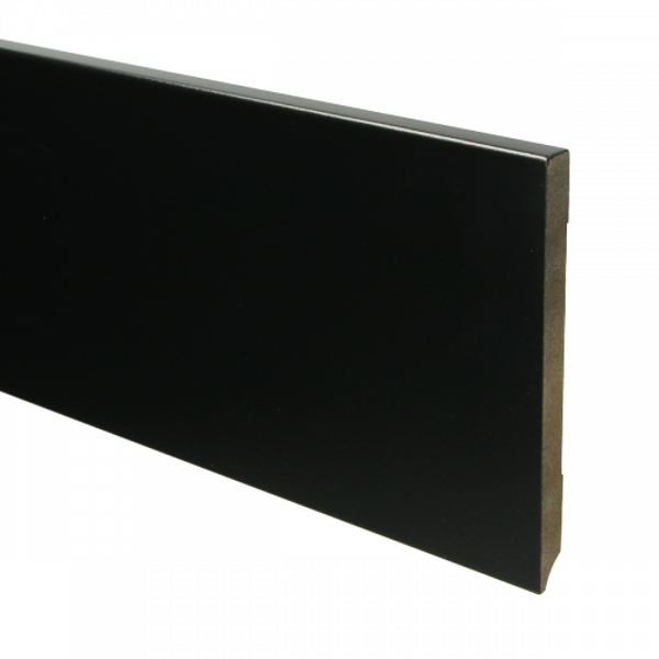 MDF Moderne plint 150x12 voorgelakt RAL 9005
