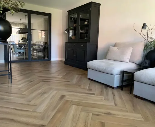 Callisto Visgraat 4202 (dryback) Natural Oak €39,95/m²