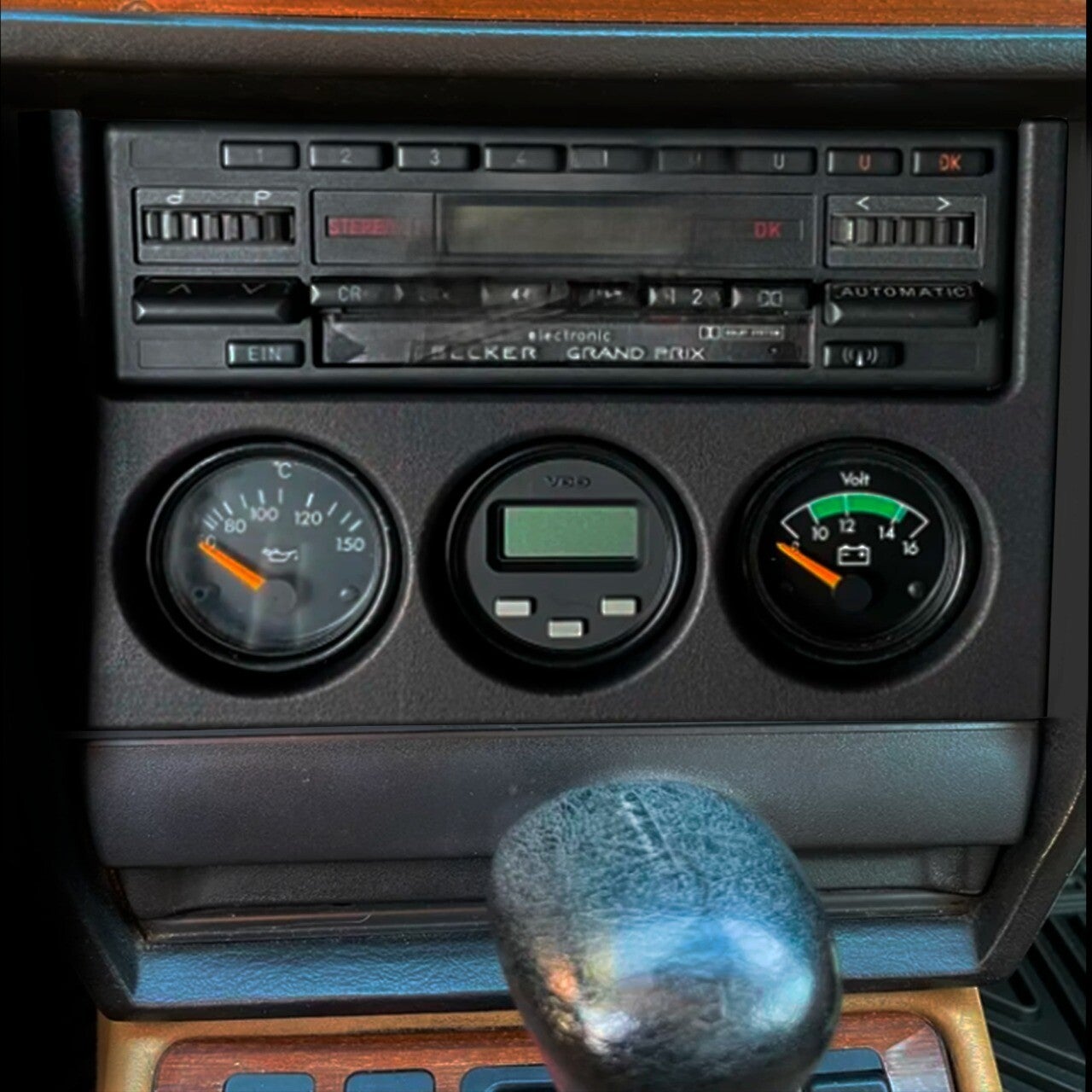 MERCEDES W201/190 mittaripidike