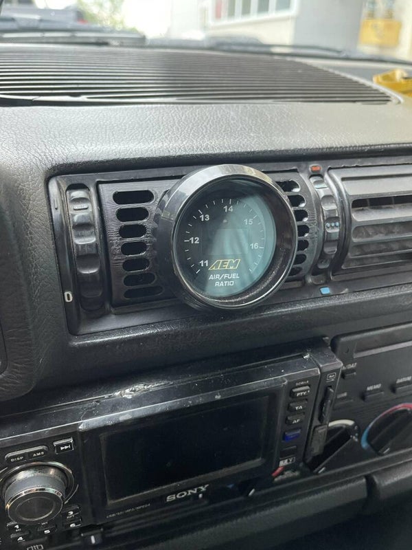 BMW E34 mittaripidike