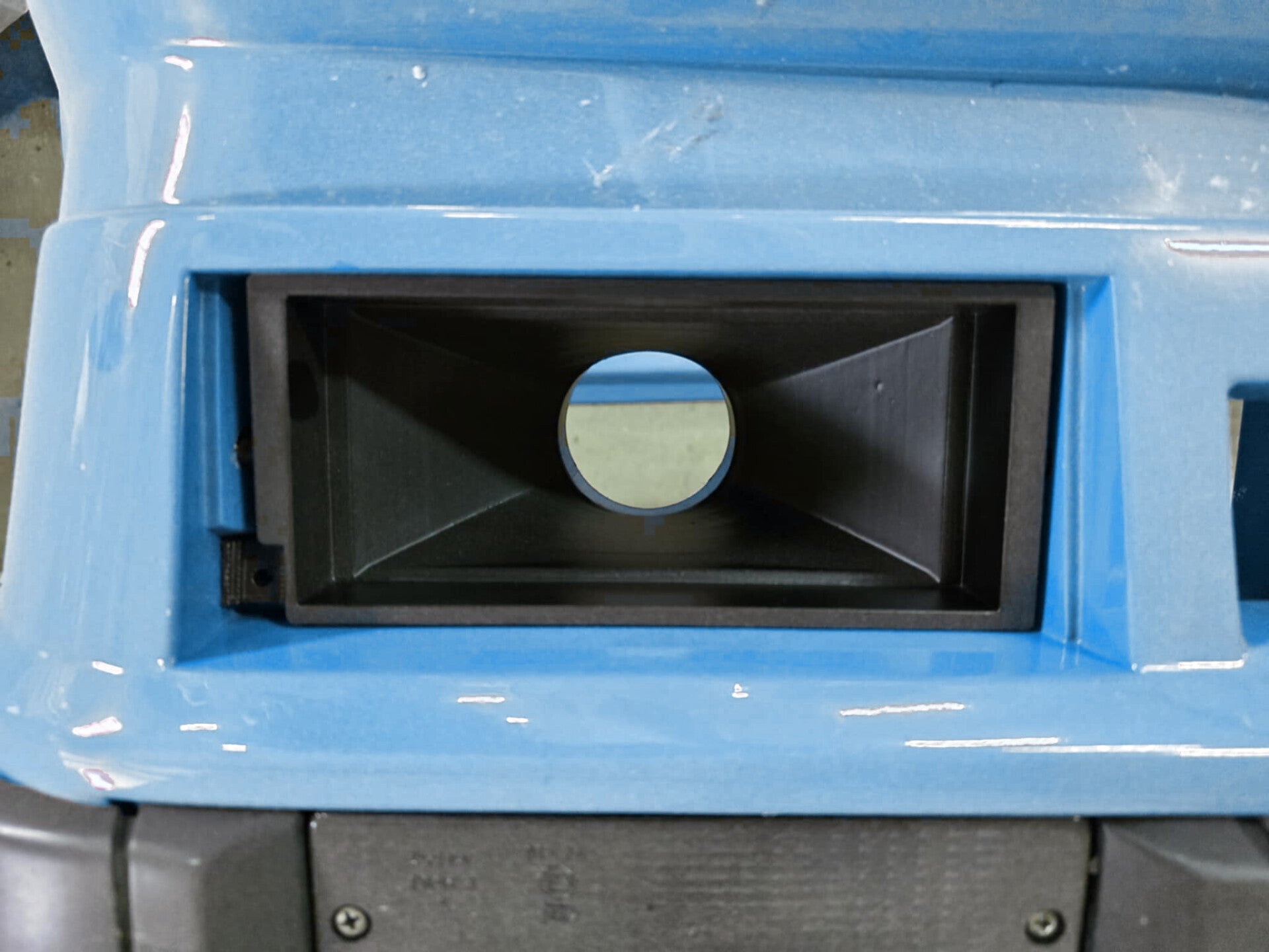 BMW E30 sumuvalon ilmakanava