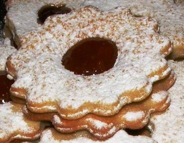 Hungarian Linzer Cookies