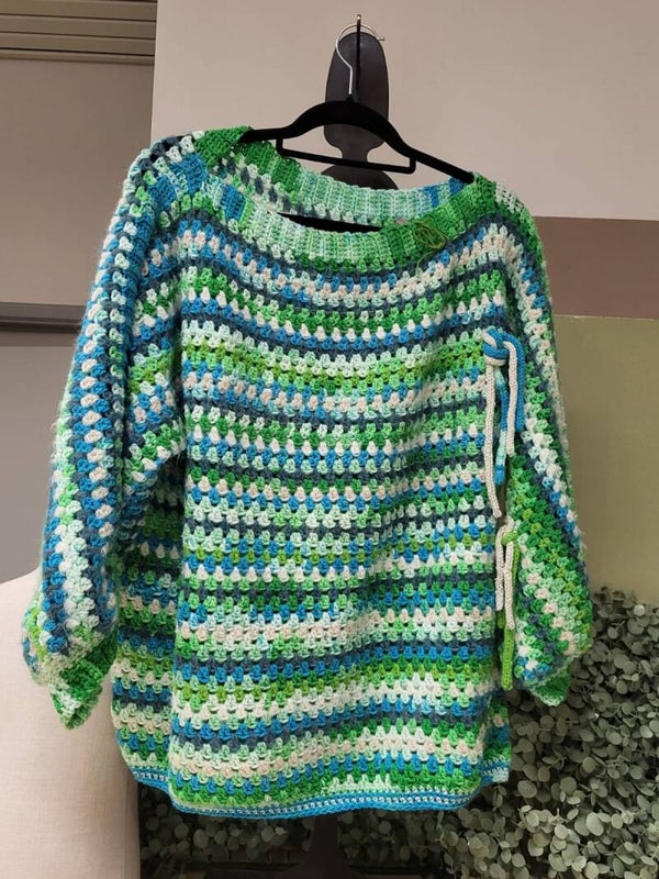 super leuke kleurrijke one size trui