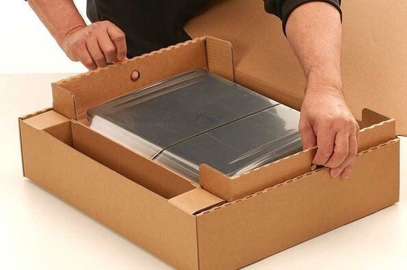 Laptop uitpakken stap 1